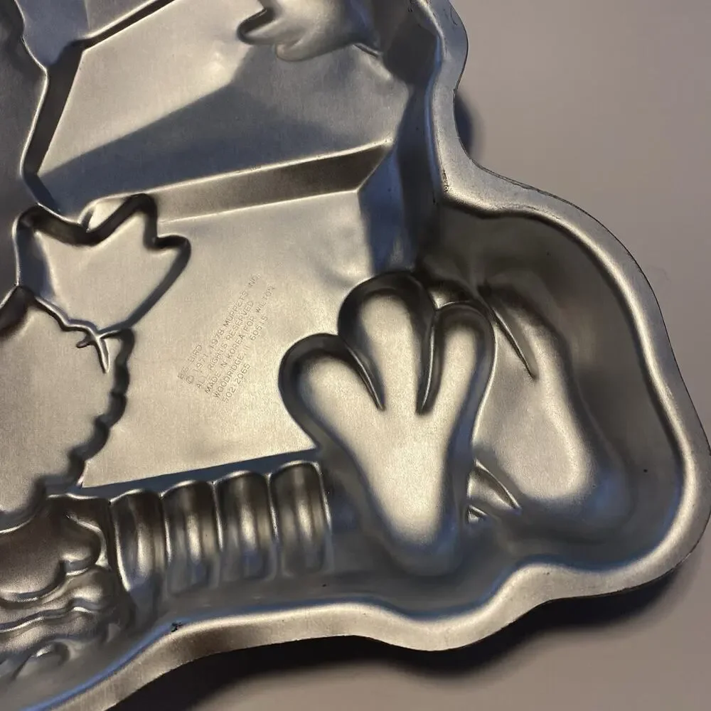 Vintage 1978 Wilton Big Bird Cake Pan #502-2065 Muppets Sesame Street Aluminum